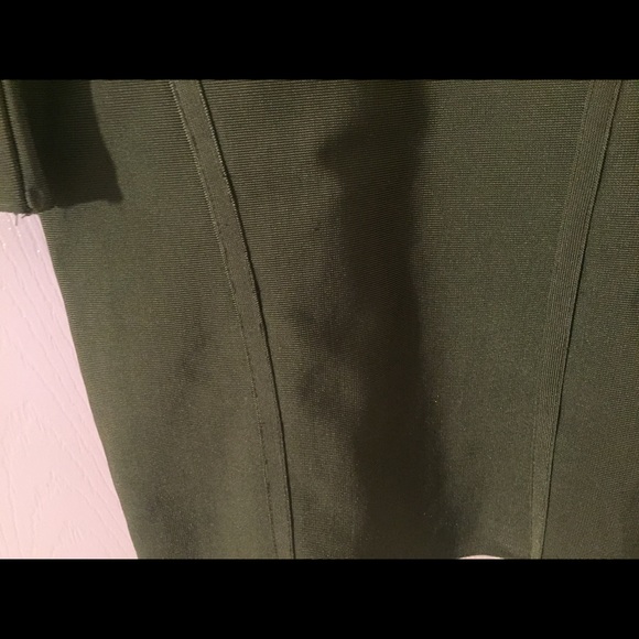 Dress - Picture 5 of 5